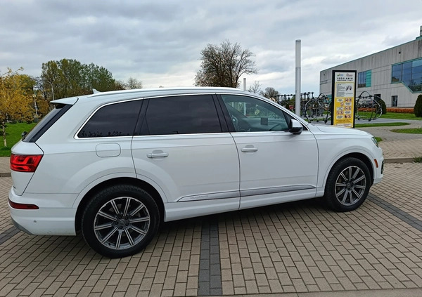 Audi Q7 cena 139000 przebieg: 170000, rok produkcji 2017 z Suwałki małe 154